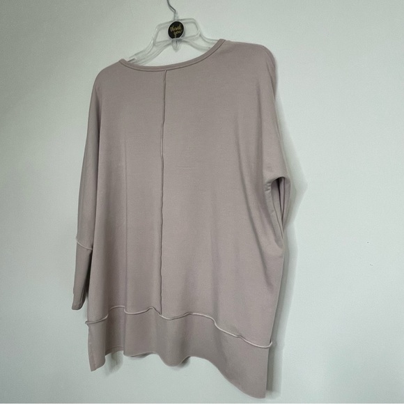 SPANX Women's Relaxed Sweatshirt in Soft Taupe ~ Sz Medium ~ Casual - Picture 9 of 11